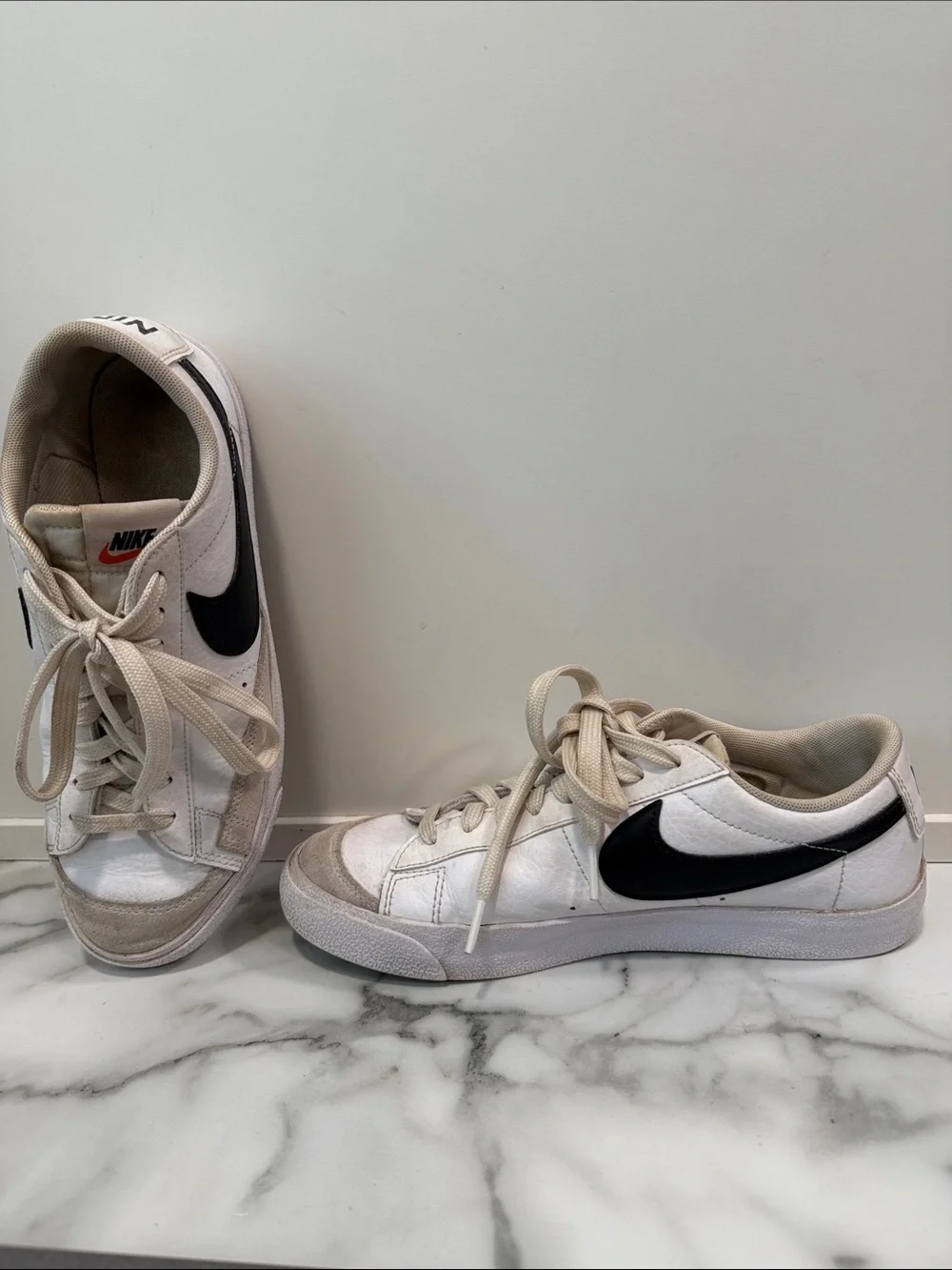 Nike Blazer Low '77 sneakers white and black Kid’s Size 7 - Picture 1 of 8